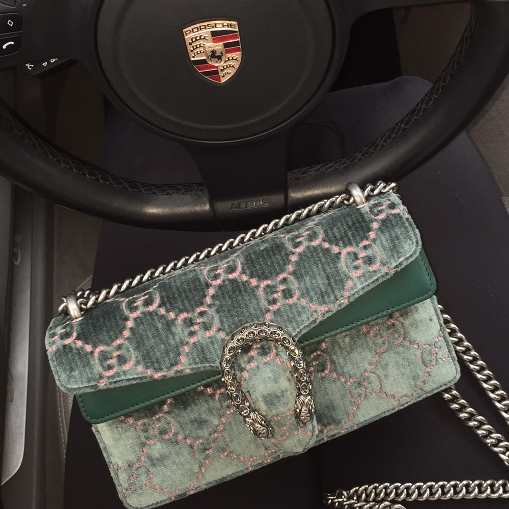 GUCCI cross body💚💗